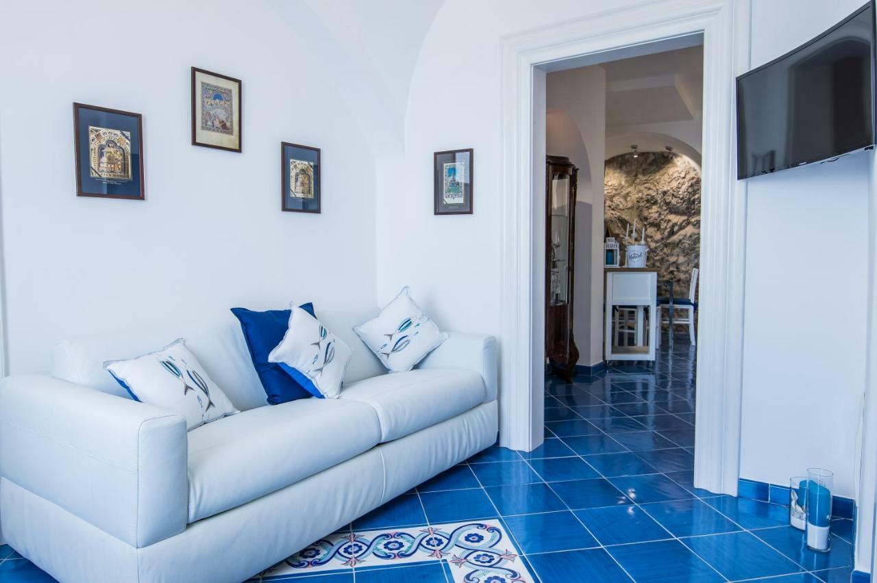 Suite Picasso Amalfi Exterior foto