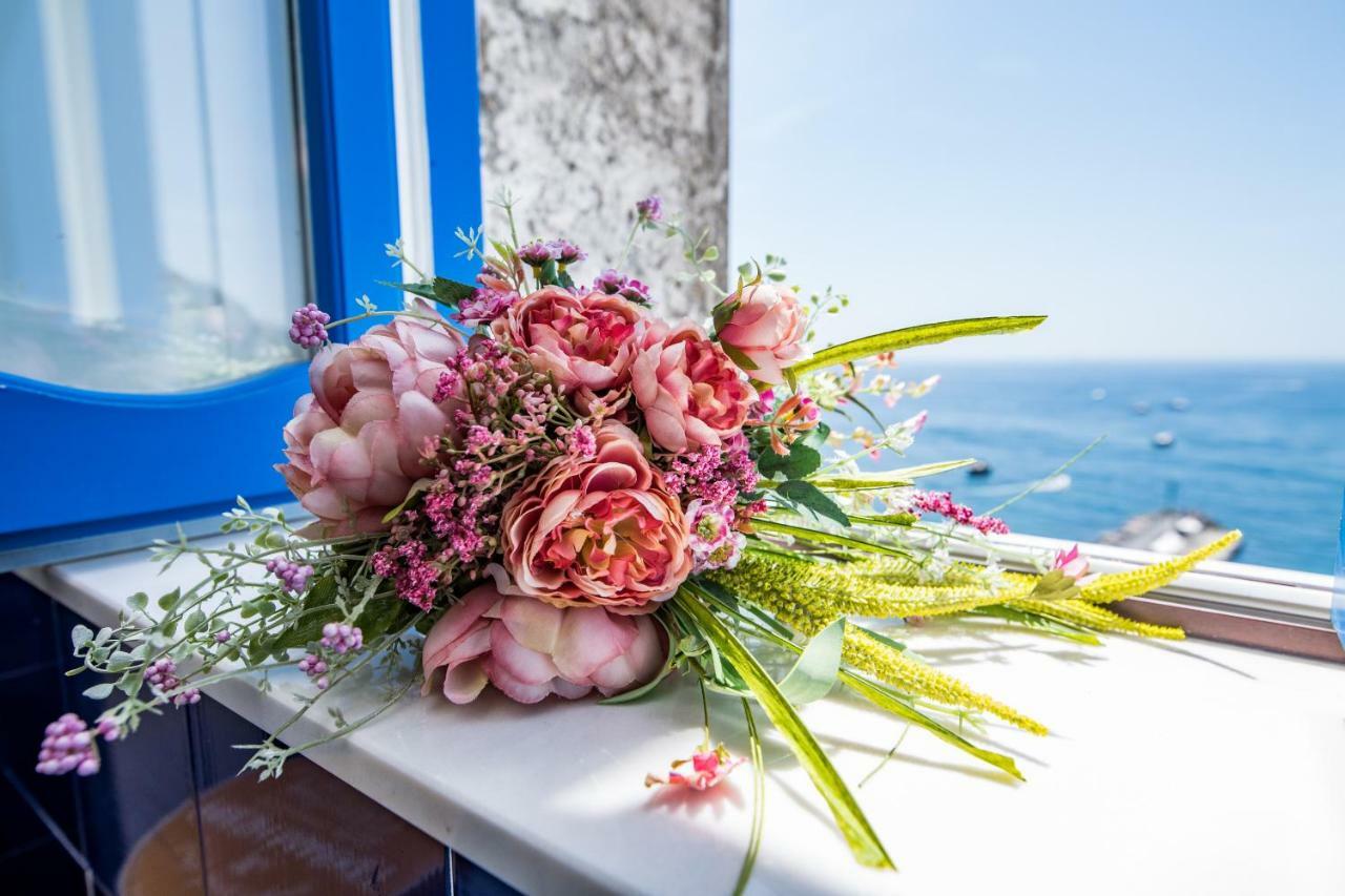 Suite Picasso Amalfi Exterior foto