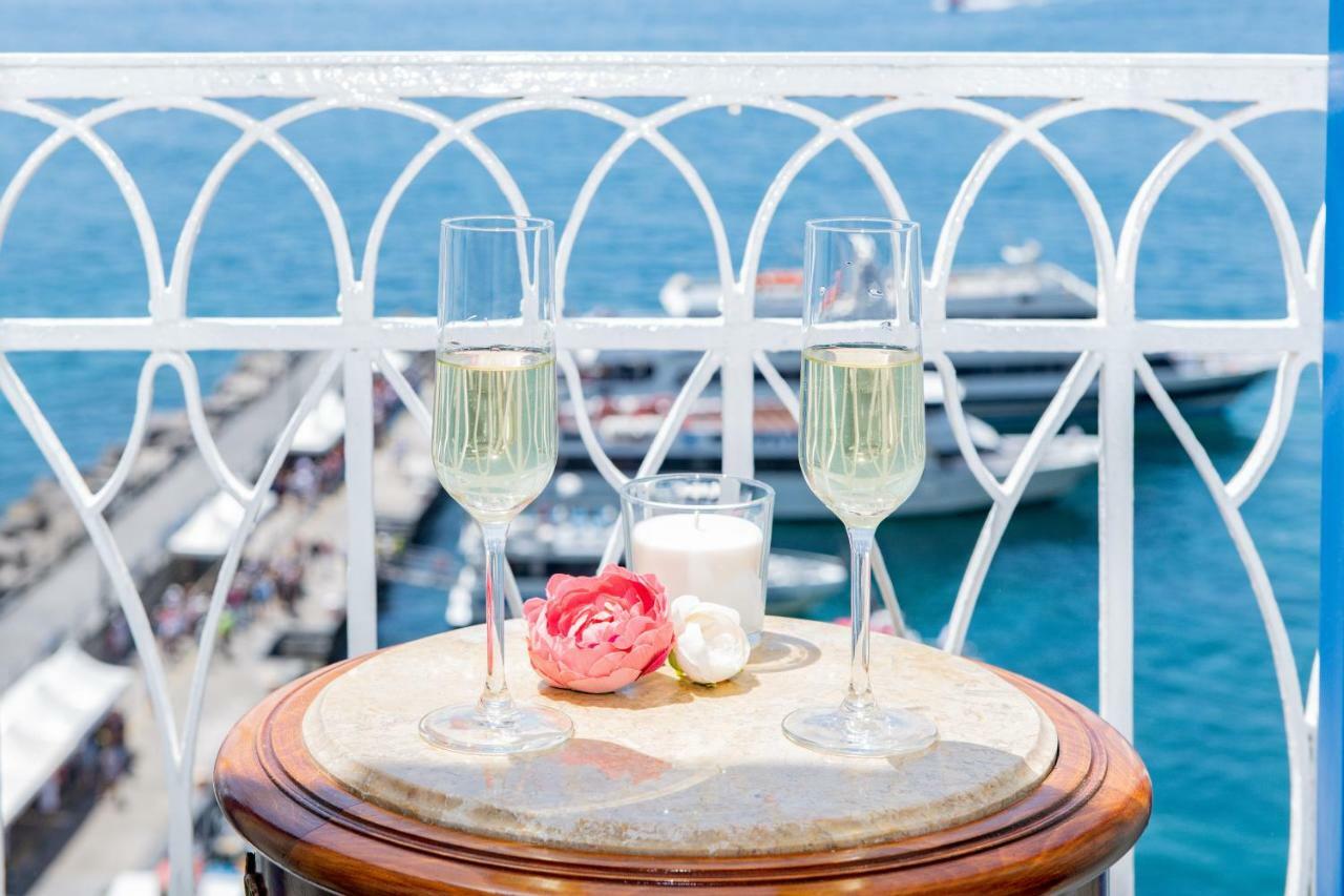 Suite Picasso Amalfi Exterior foto